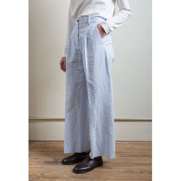 Bergfabel "Katia" Pleated Pant in Sweet Blue, size 44IT (fits like a size 2/4) - Picture 3 of 10